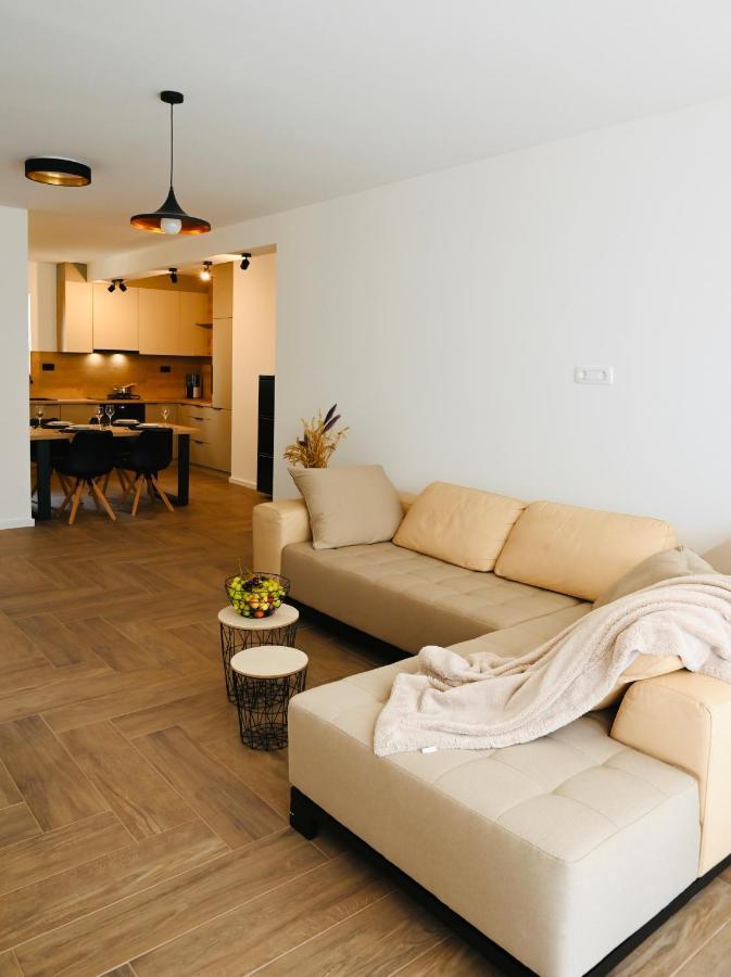Adorable Holiday Apartment Malinska Exterior foto